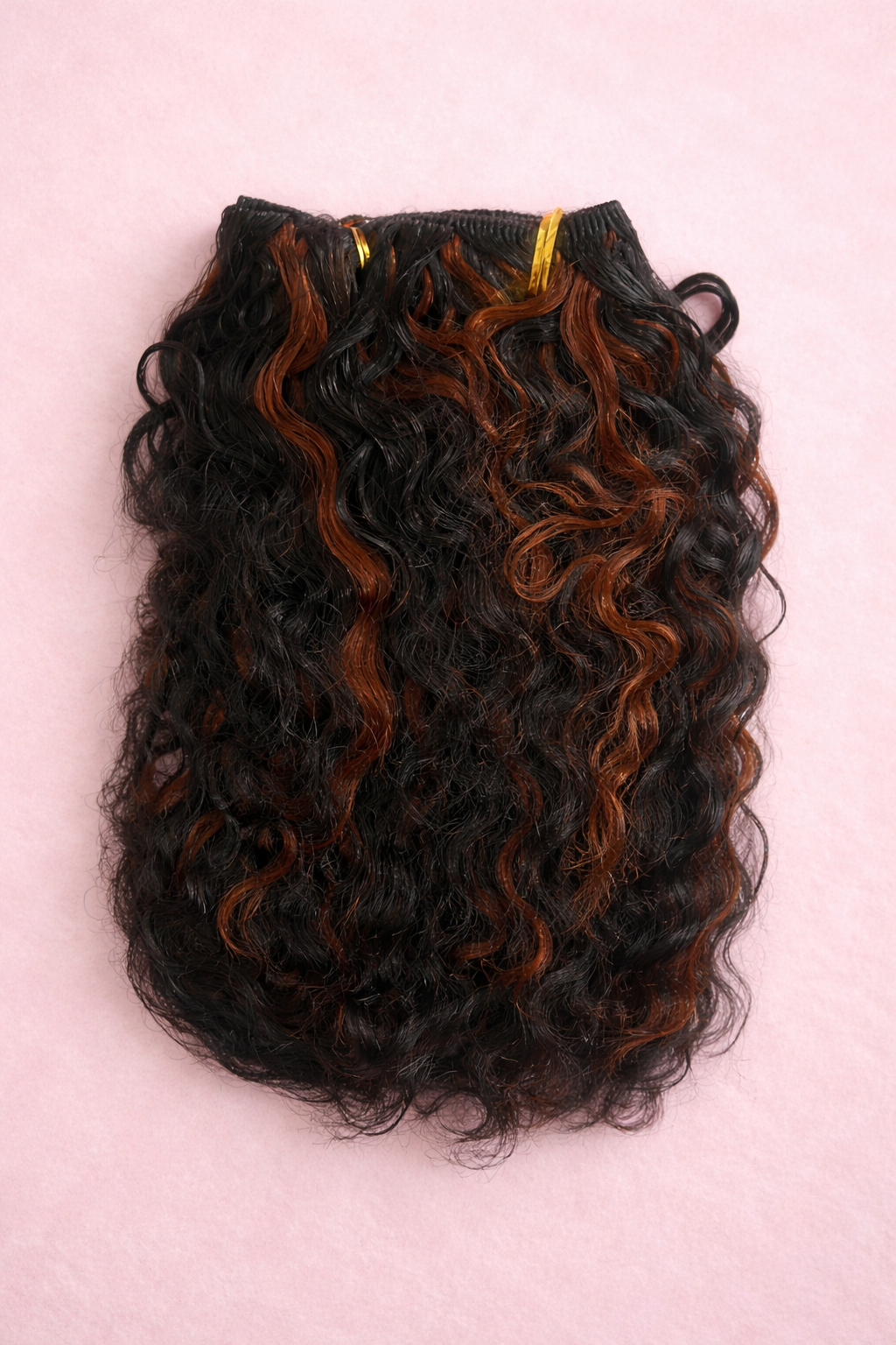 Mèches de Tissage Bouclées Noir avec Reflets Cuivrés